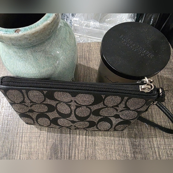 Coach Signature Large Covered Canvas Wristlet - Like New - Picture 3 of 7